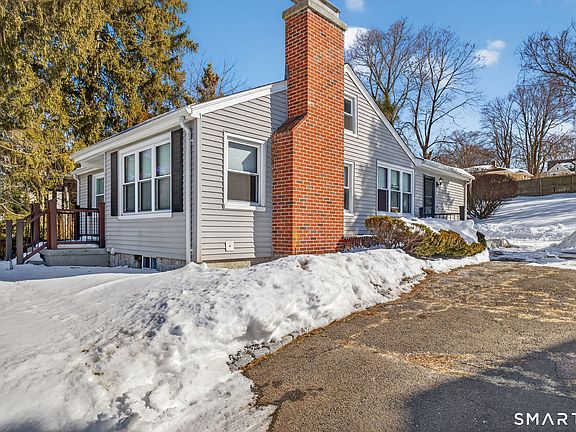 3rd image of 12 Fremont Street