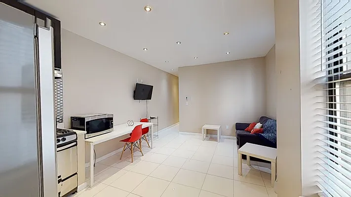 Rented by Charles Coutinho LLC | media 6