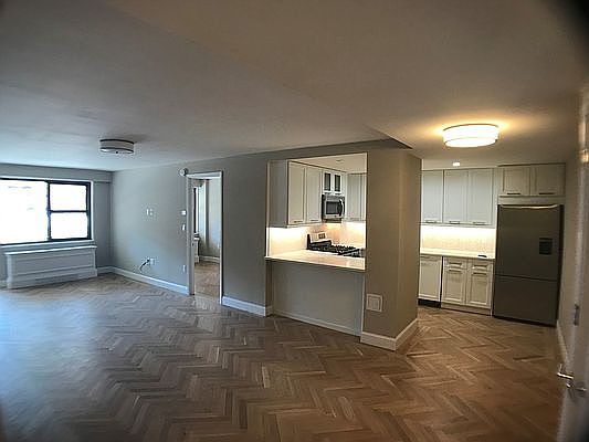 1st image of 305 E 86th St #15CE