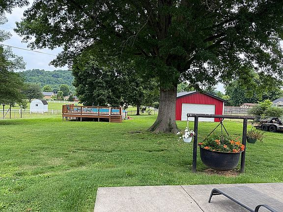 3rd image of 2349 County Road 411