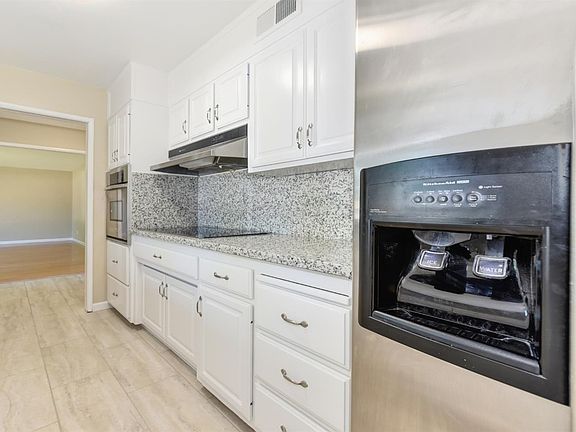 5th image of 609 Hernandez Ln
