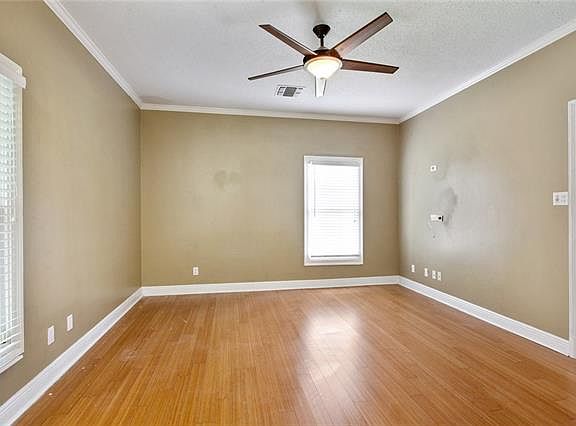 4th image of 9 Golf Villa Dr APT D