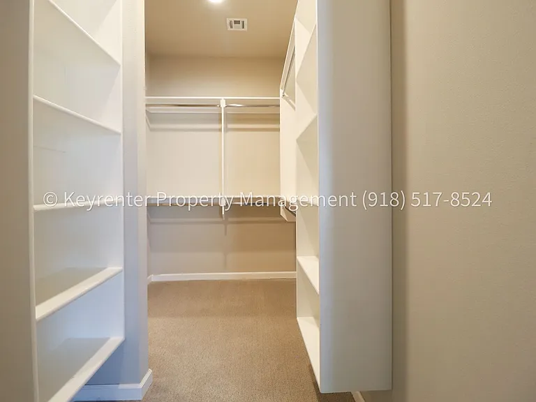 3809 W Union St — Photo 38
