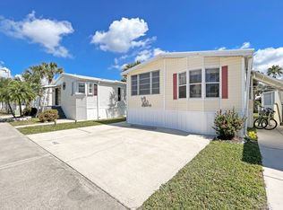 642 Playa Ln, Fort Myers Beach, FL 33931