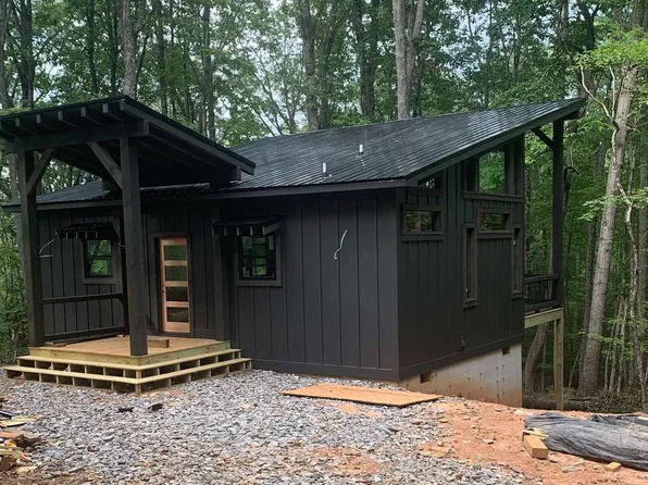 43 Granny Hughes Rd, Mineral Bluff, GA 30559