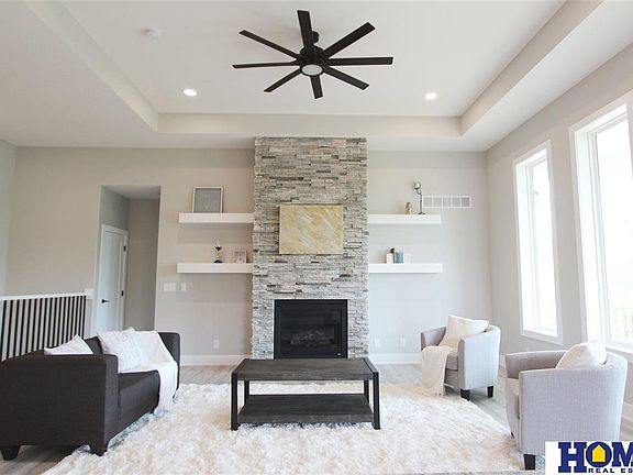 4th image of 8820 Shadow Creek Ln