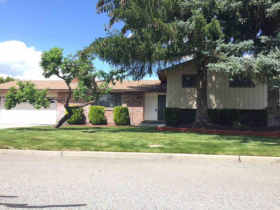 1st image of 11909 E Lenora Dr