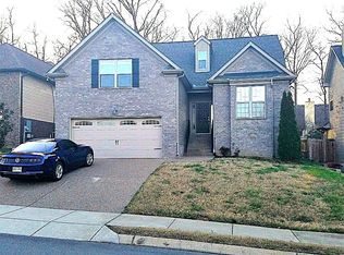 124 Otter Glenn Dr, Hendersonville, TN 37075