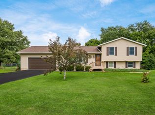 59 Cadillac Rd SW, Pataskala, OH 43062