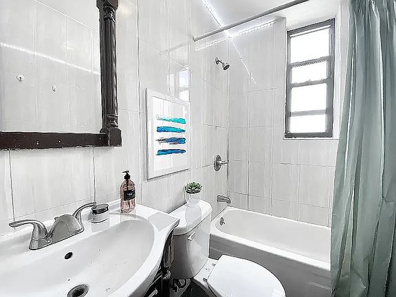 4th image of 557 W 149th St APT 12