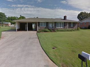 23 Alice Farr Dr, Greenville, SC 29617