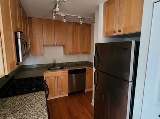 4144 N Sheridan Rd APT 401, Chicago, IL 60613