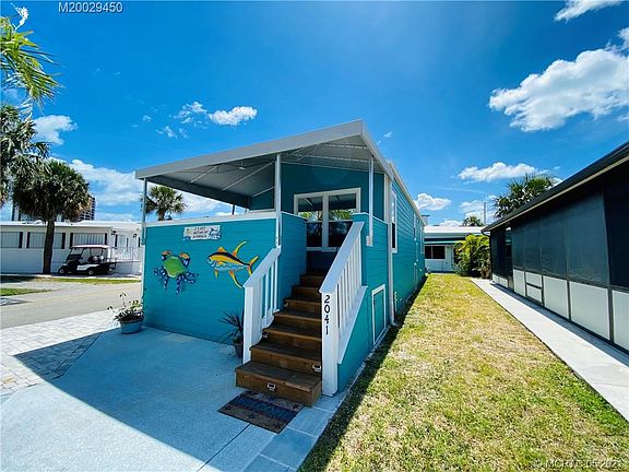 3rd image of 2041 Nettles Blvd