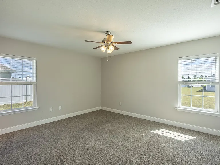 7020 White Pine Ave — Photo 5