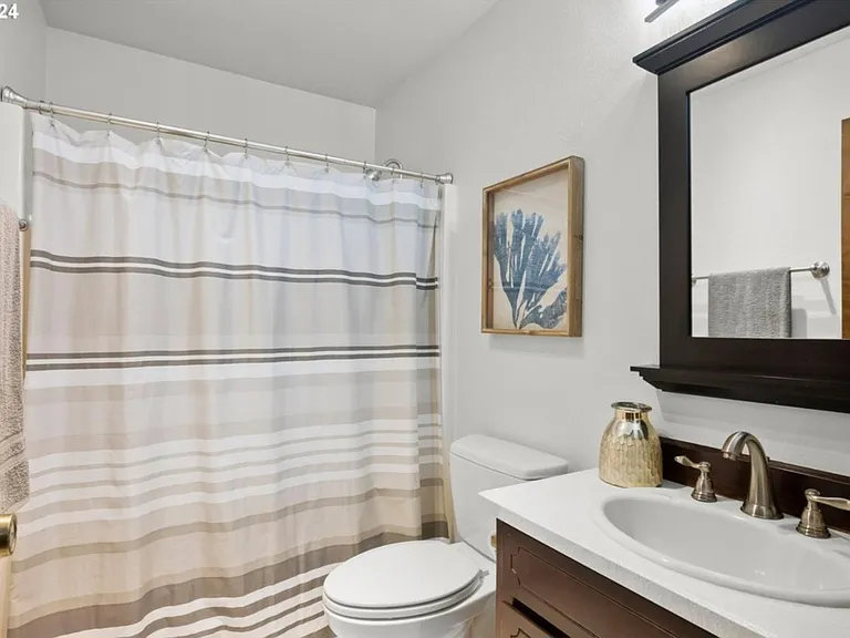 14525 SW Forest Dr — Photo 12
