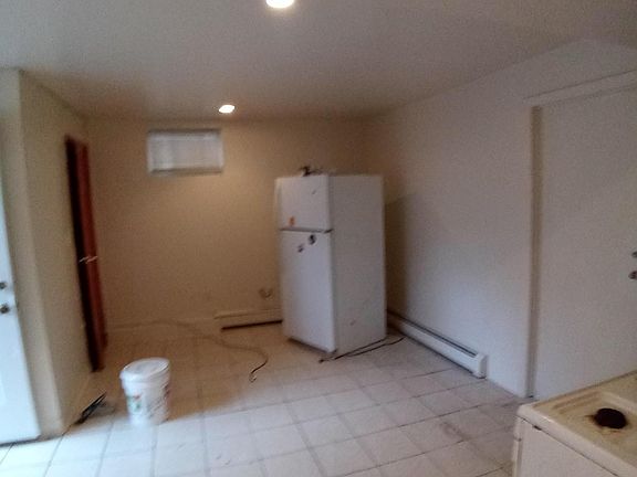 3rd image of 144-71 176th St #1