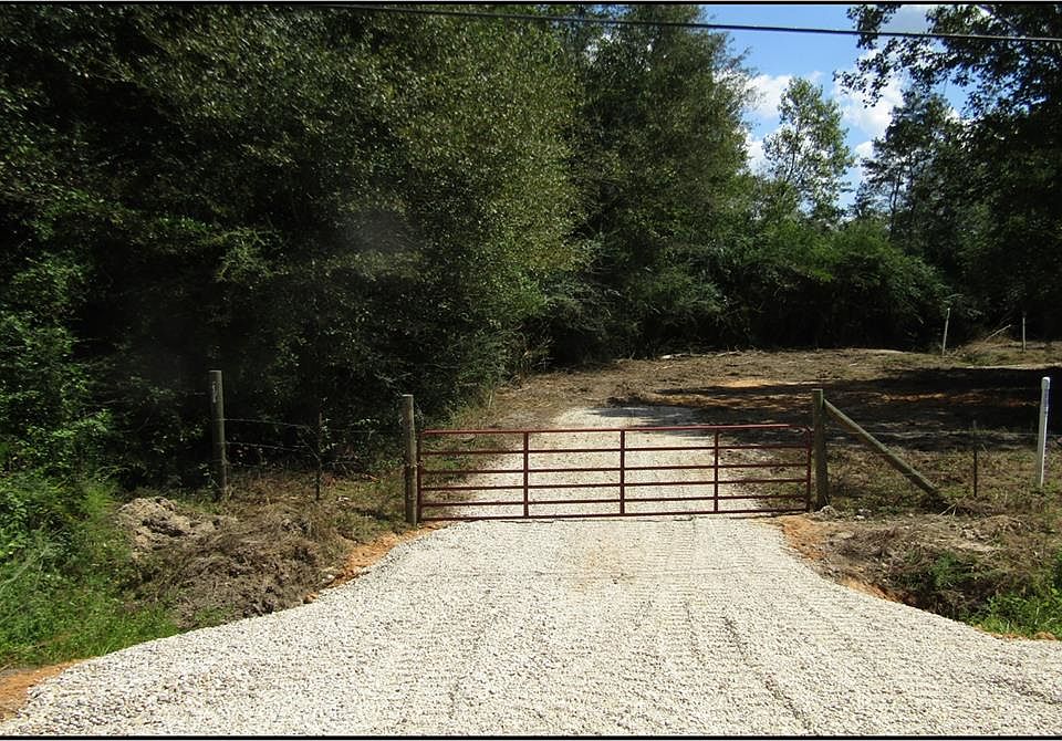 1st image of 2742 Highway 11 Moselle
