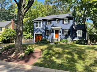 9001 Montgomery Ave, Chevy Chase, MD 20815