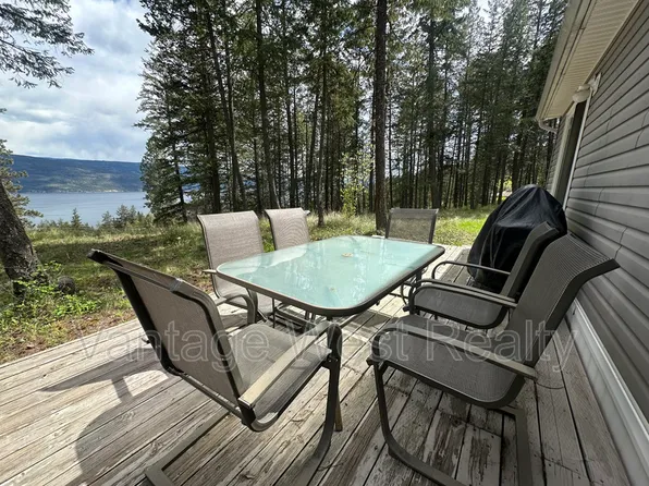 9481 Winchester Rd, Central Okanagan West, BC V1H 2E2