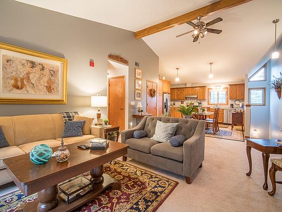 5th image of 1507 Clarence Ct APT 7