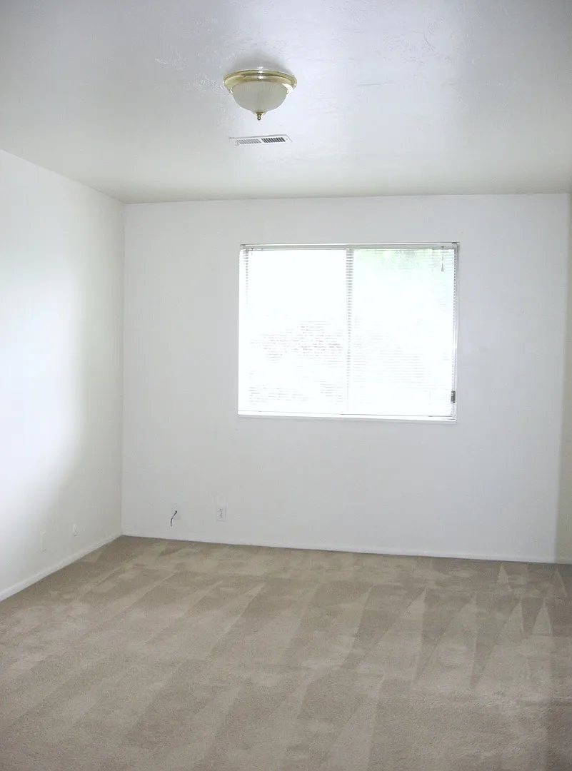 DeForest (19Plex 3Bldg) — Photo 2