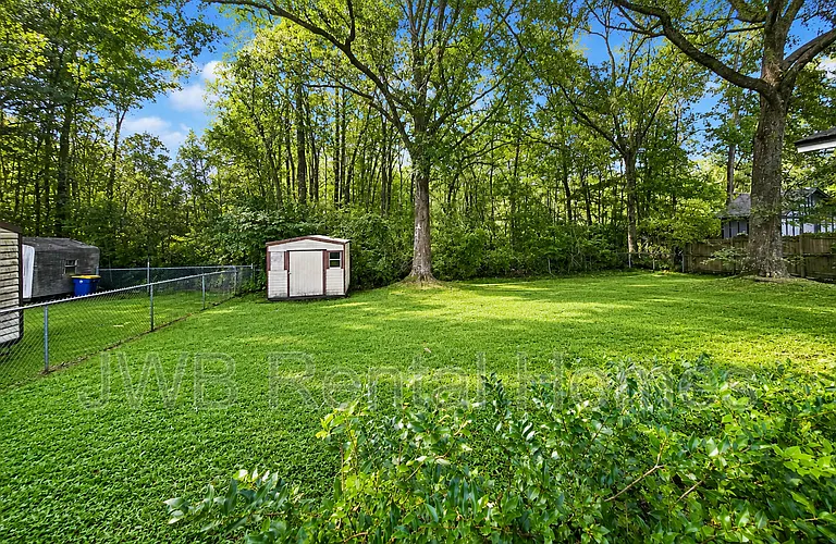 1327 Eagle Cove Rd — Photo 10