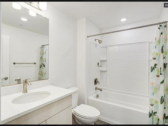 5th image of 625 Blackbury Ln