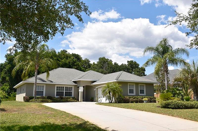 1st image of 10509 Spring Lake Dr