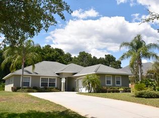 10509 Spring Lake Dr, Clermont, FL 34711