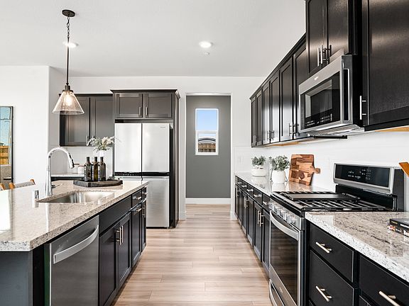 5th image of 795 Rosazzo Ln