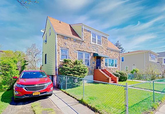 2nd image of 17833 147th Ave