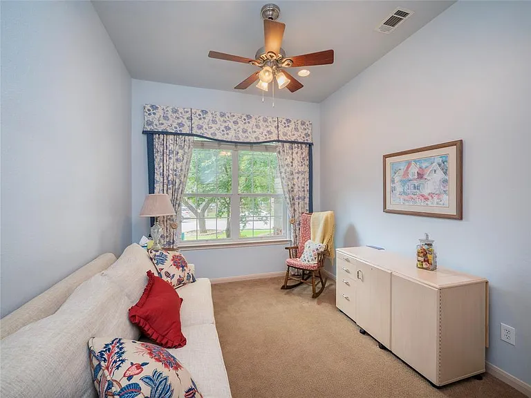 3805 Longhorn Acres St — Photo 17