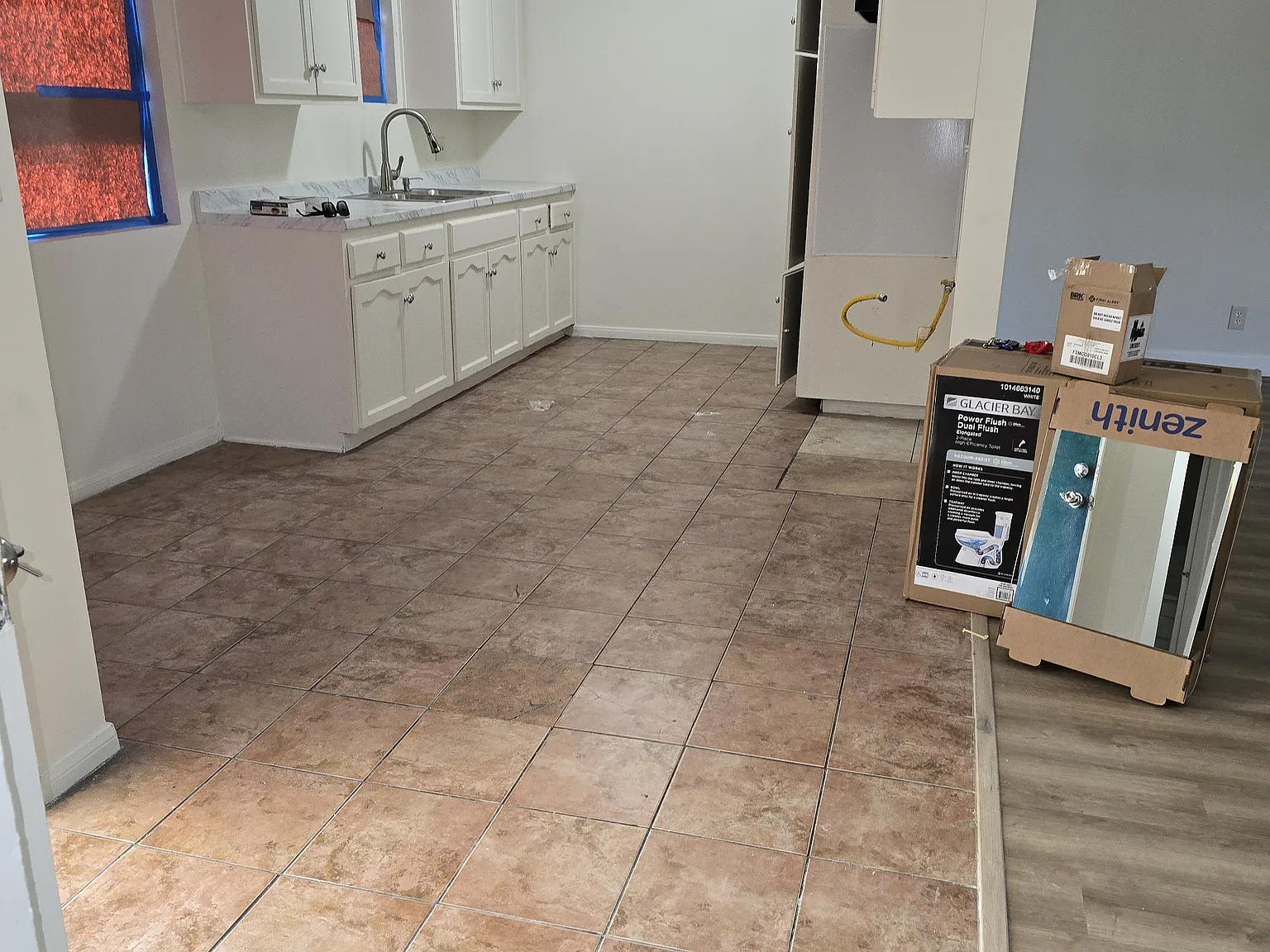 3 bed, 1400 sqft, $2,950 — Photo 3