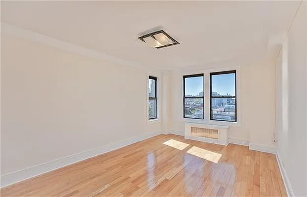 Rented by (Legacy) Elegran | media 43