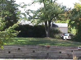 1654 S Maple Rd, Ann Arbor, MI