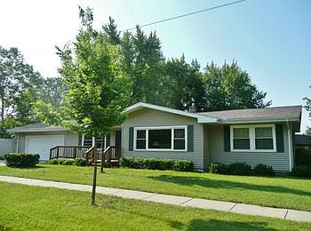 1st image of 1602 Airfield Ln