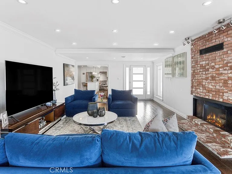 2461 Allanjay Pl — Photo 5
