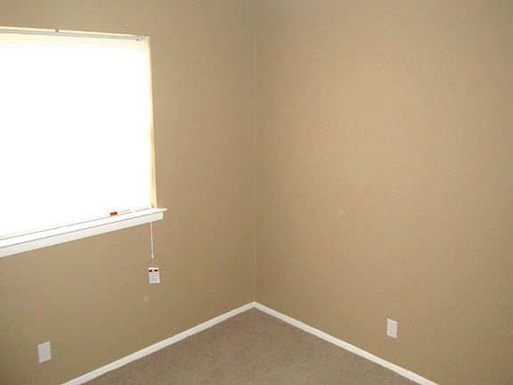 5th image of 3821 Lauretta Dr