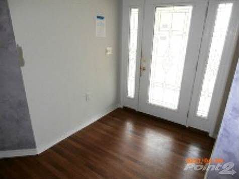 Entry/Foyer