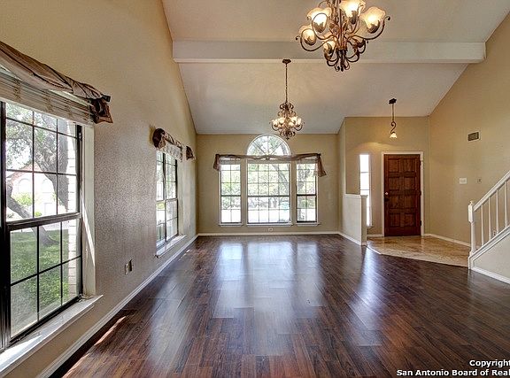 3rd image of 962 Riverstone Dr