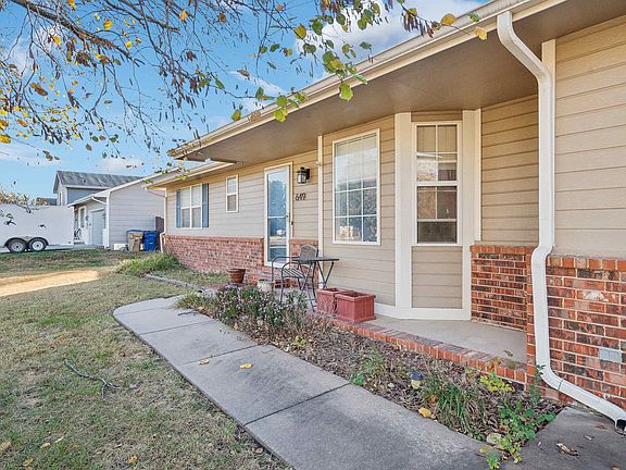 5th image of 649 Dublin Dr