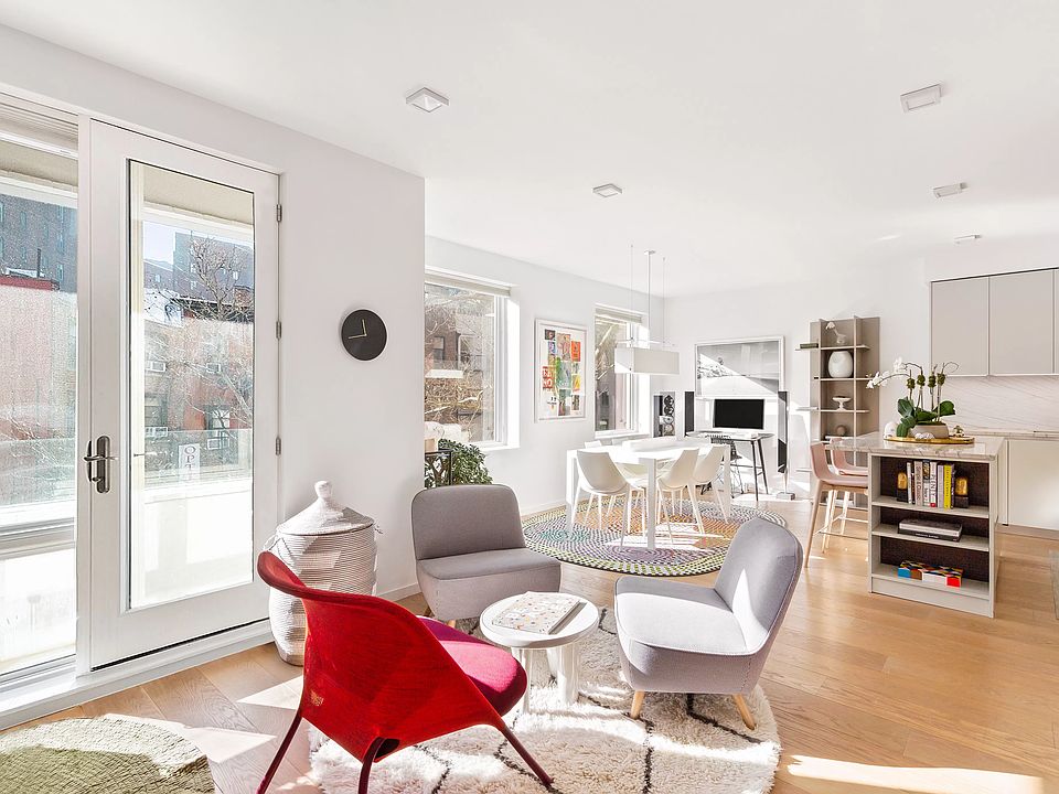 1st image of 355 E 19th St #3