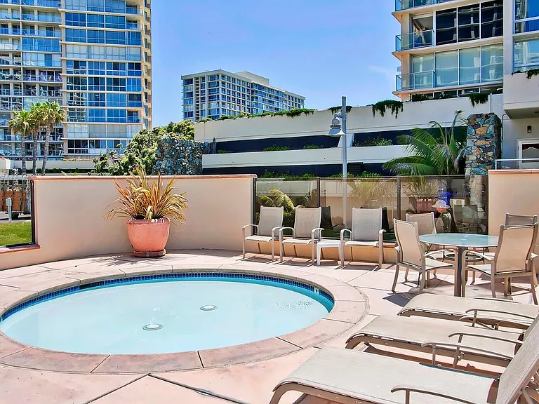 1710 Avenida Del Mundo 10th Floor Coronado Cir #10TH FLOOR — Photo 36