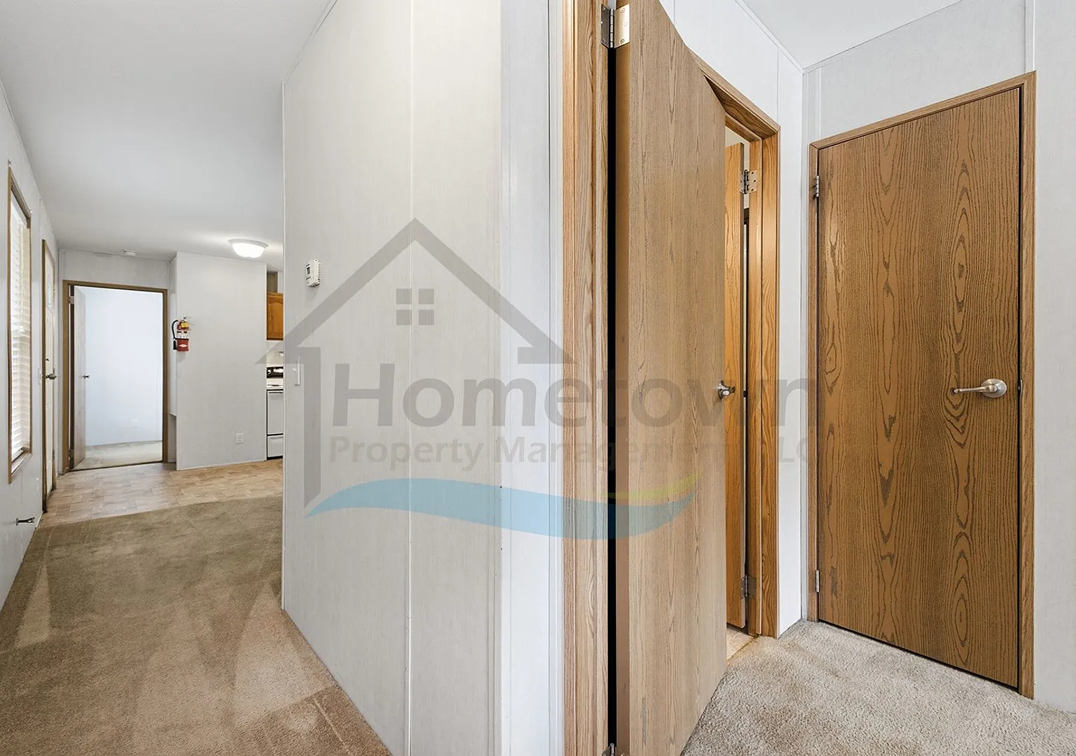 2 Bedroom 2 Bath Home with Off Street Parking Available in Sagle! — Photo 4