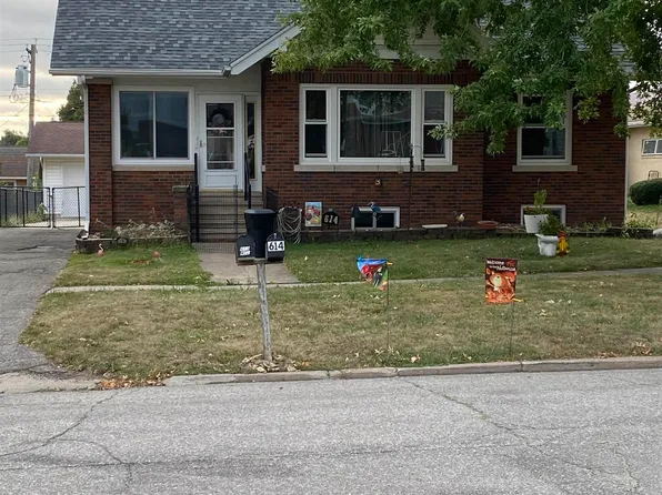 614 Main St, Dysart, IA 52224