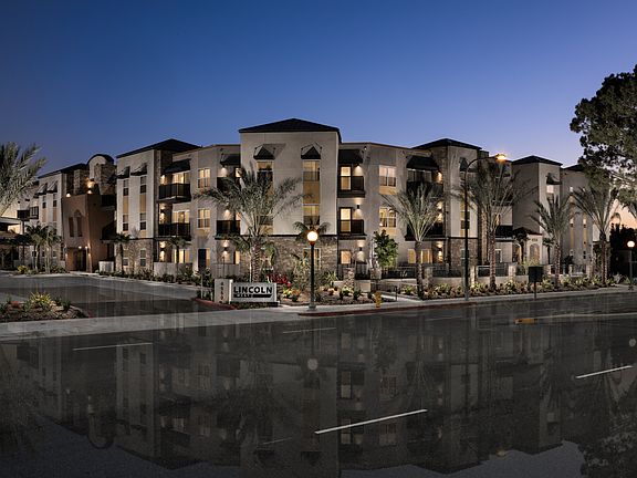 3rd image of 4550 Lincoln Ave #216