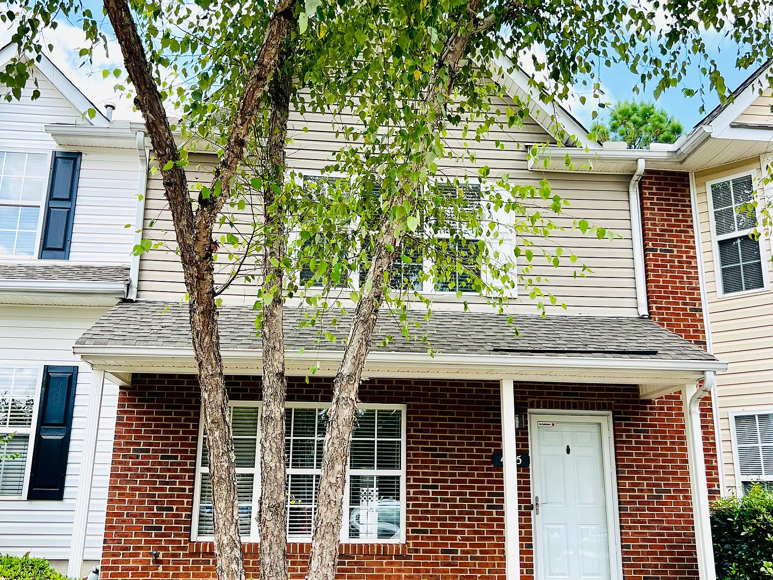 405 Gelderland Drive — Photo 1