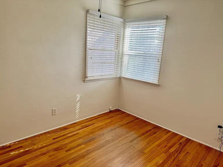 3043 Vancouver Ave #3043 — Photo 10