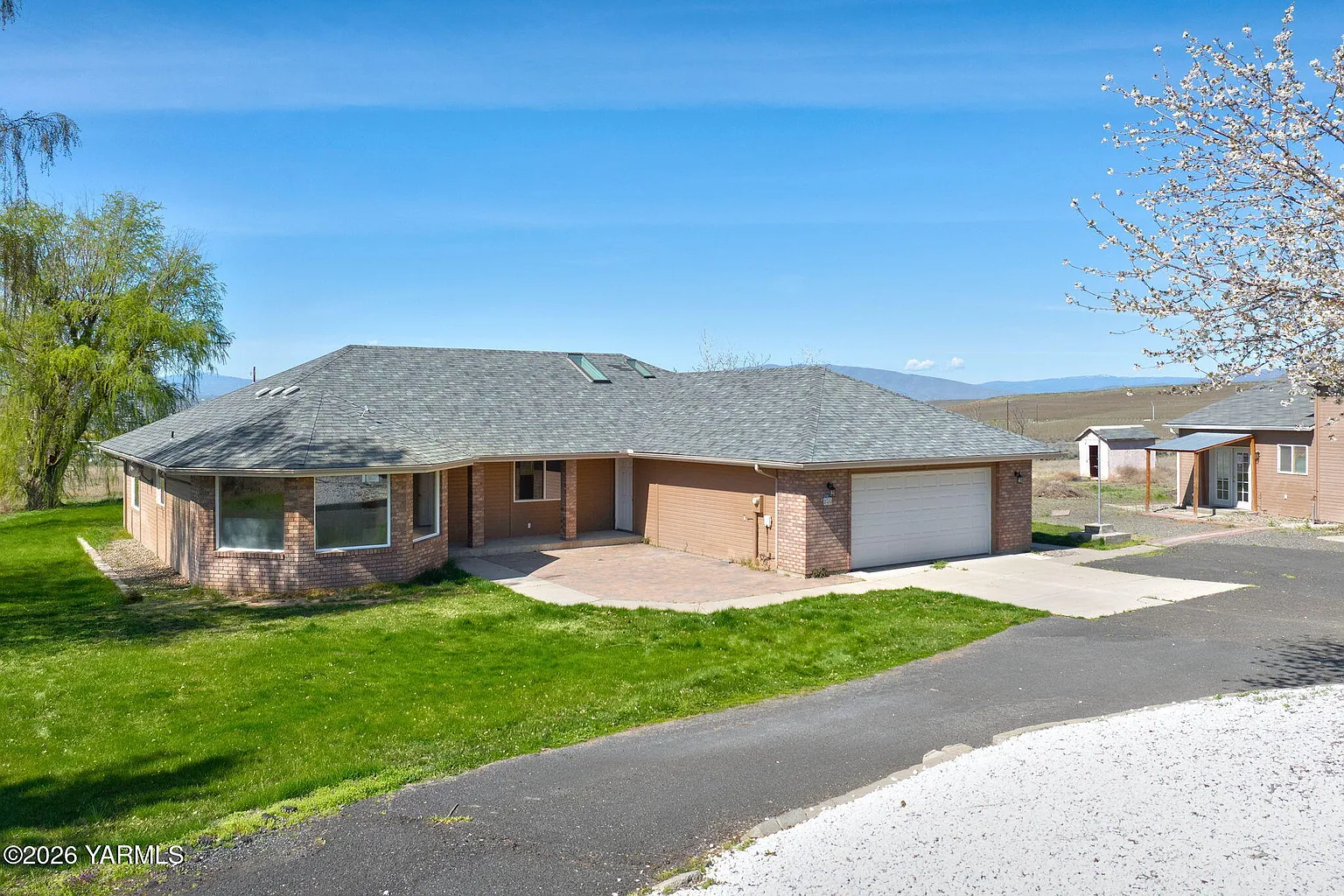 200 Obrien Vista Ln photo 1