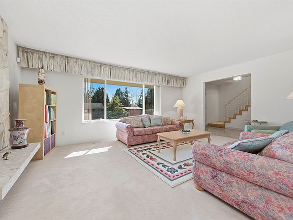 5th image of 2716 Byron Rd